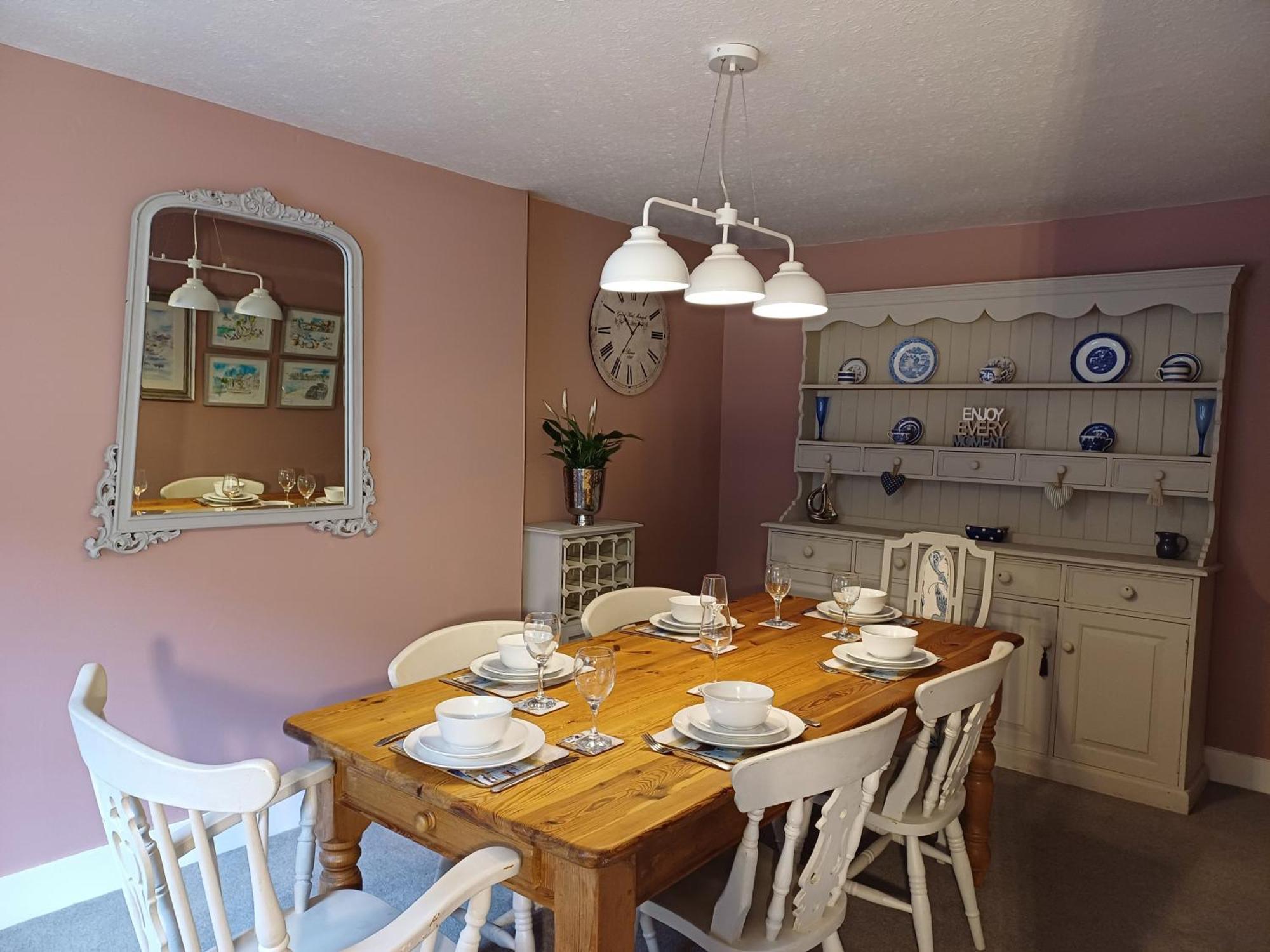 Creel Cottage Кълън Екстериор снимка